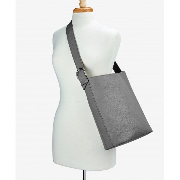 Avery Bucket Bag