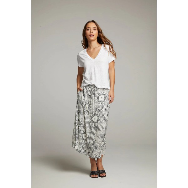 Linen V-Neck Tee