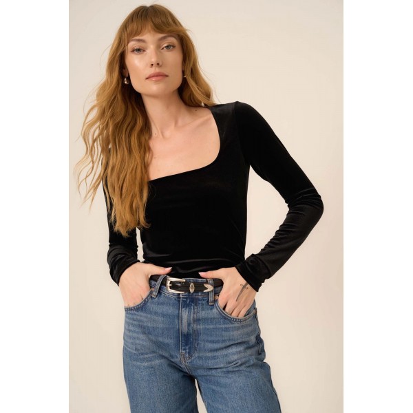 Dream Come True Square Neck Velvet Long Sleeve Dream Come True Square Neck Velvet Long Sleeve