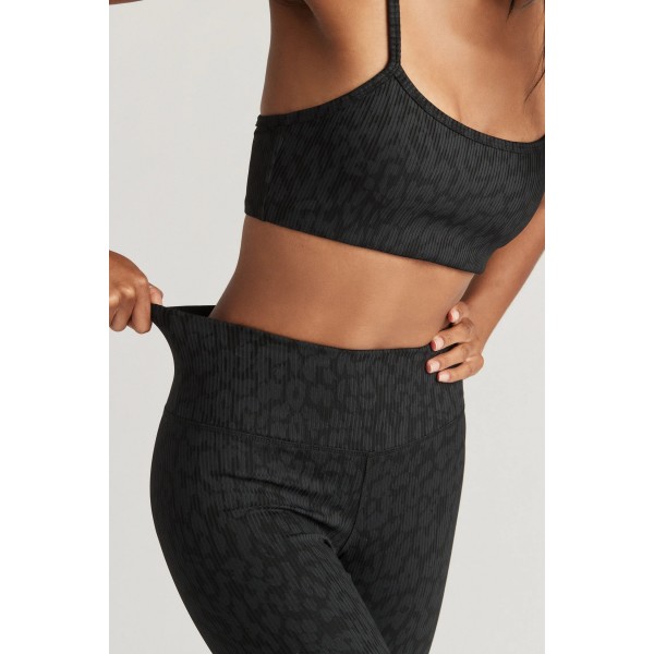 Kendell Embossed Ankle Legging